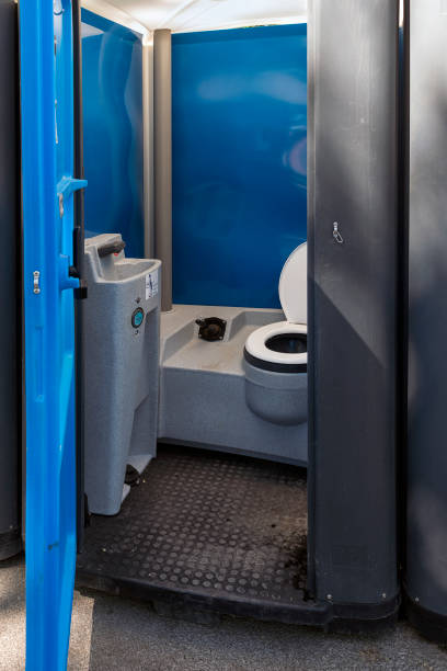 Portable Toilet Options We Offer in Rose Hill, NC