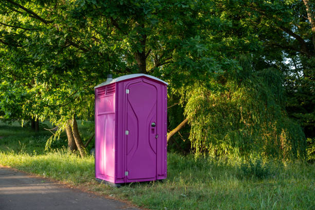 Best Portable restroom trailer rental  in Rose Hill, NC